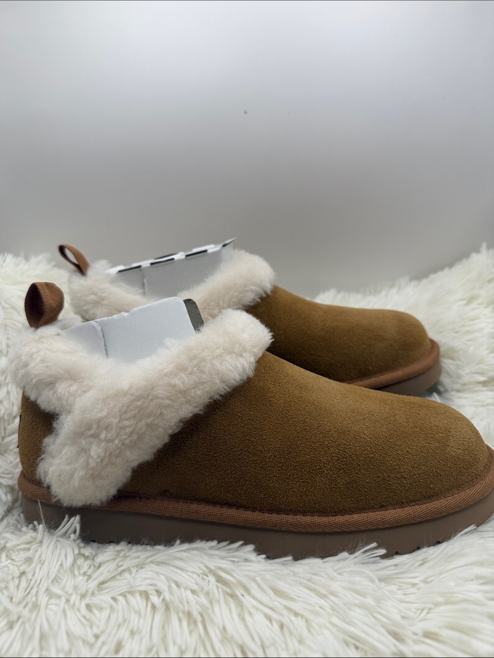Koolaburra Chestnut Brown W Advay Slip-On